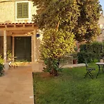 Heritage Trumbic Apartamento *