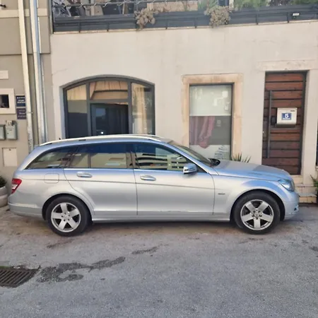 Heritage Trumbic Апартаменты *