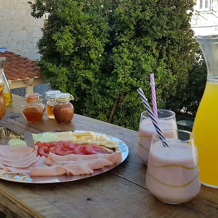 公寓 Heritage Trumbic 斯普利特