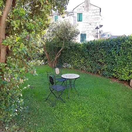 Heritage Trumbic 아파트 *