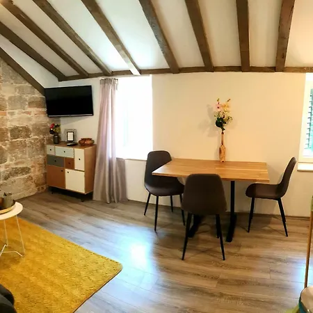 Appartamento Heritage Trumbic *